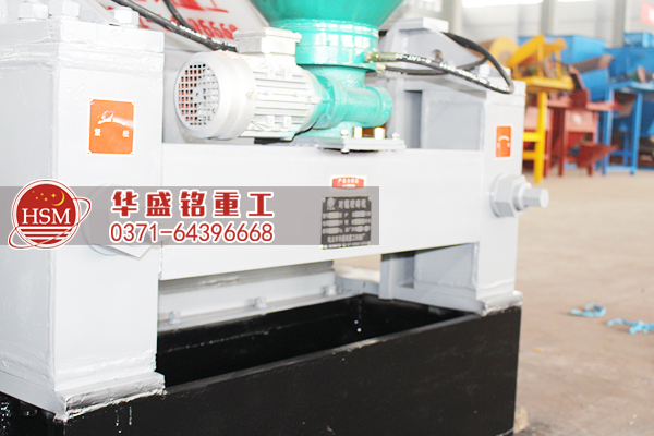 圣戈班明智選擇華盛銘對輥破碎機