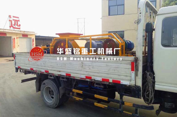 對輥破碎機(jī)發(fā)貨圖